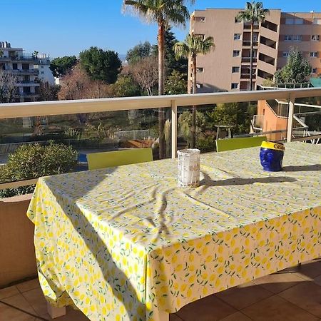 Appartement Vue Mer Sur Les Hauteurs De Nice Exterior photo